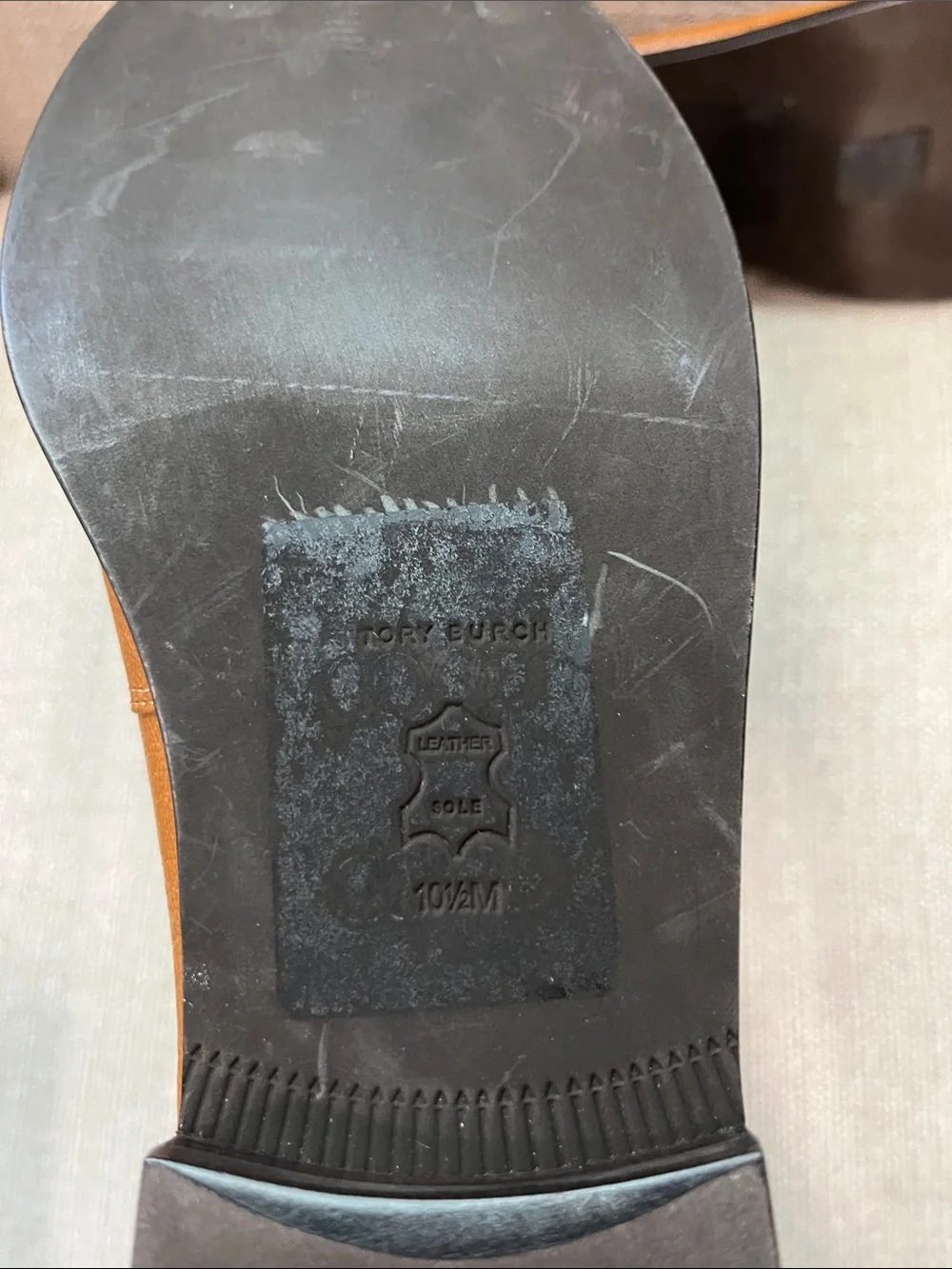NEW Tory Burch Classic Leather Loafer Size 10.5